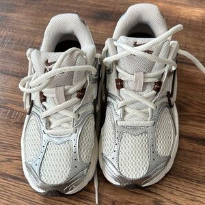 Nike Kids White and Gray Sneakers